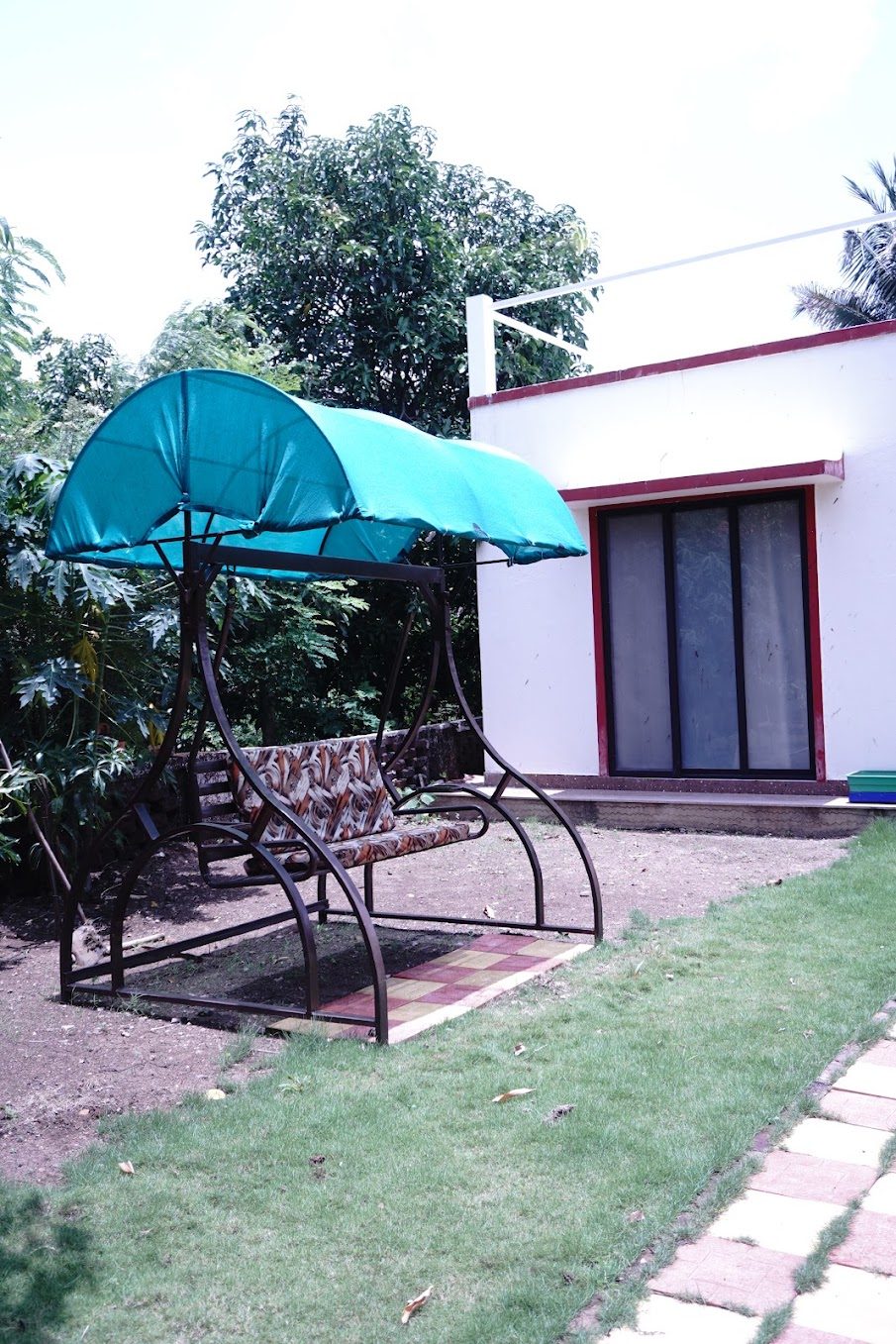Garden swing